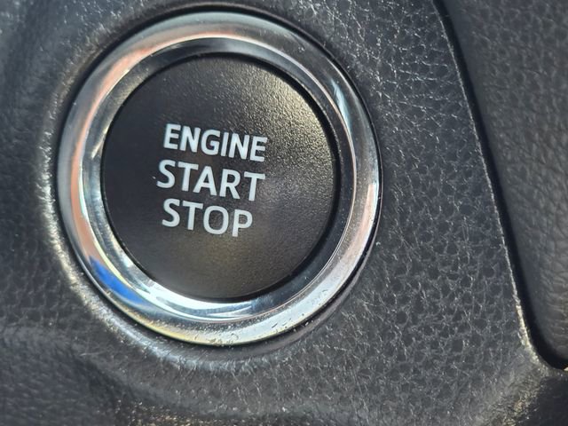 Used 2020 Toyota RAV4 Limited w/ All Weather Liner Package image 20