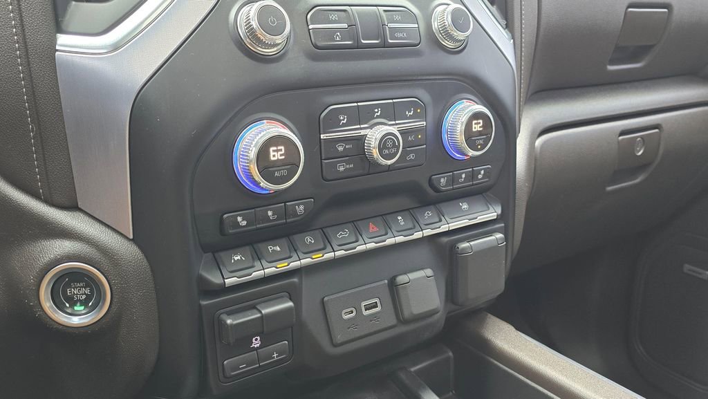 Used 2019 GMC Sierra 1500 SLT w/ SLT Premium Plus Package AWD/4WD image 33