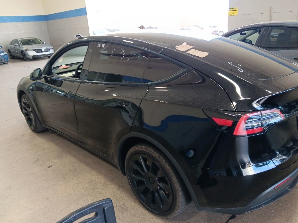 Used 2021 Tesla Model Y Long Range AWD/4WD image 10
