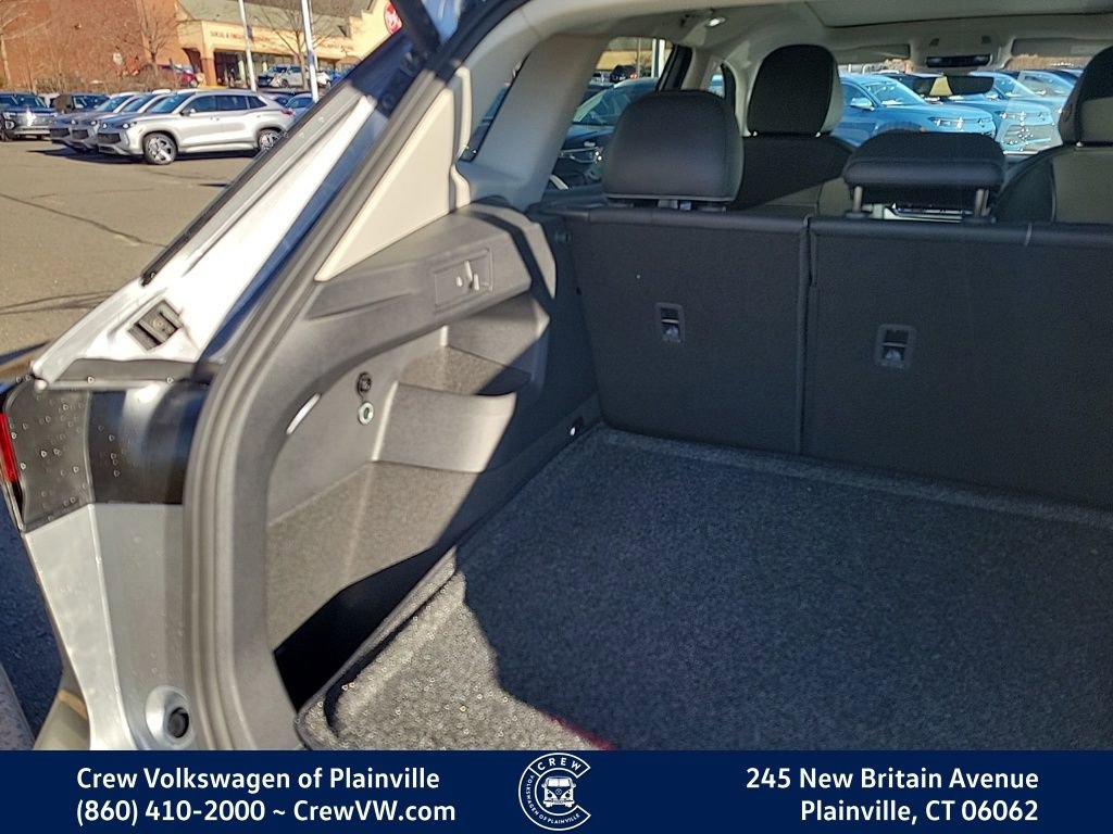 New 2026 Volkswagen Tiguan SE image 48