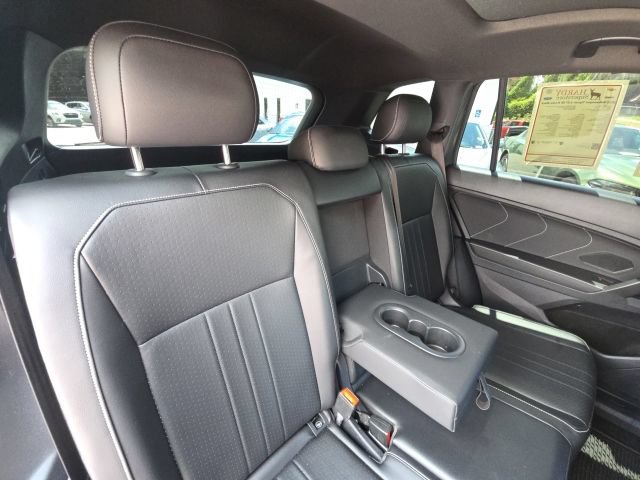 Used 2022 Volkswagen Tiguan SE R-Line AWD/4WD image 17
