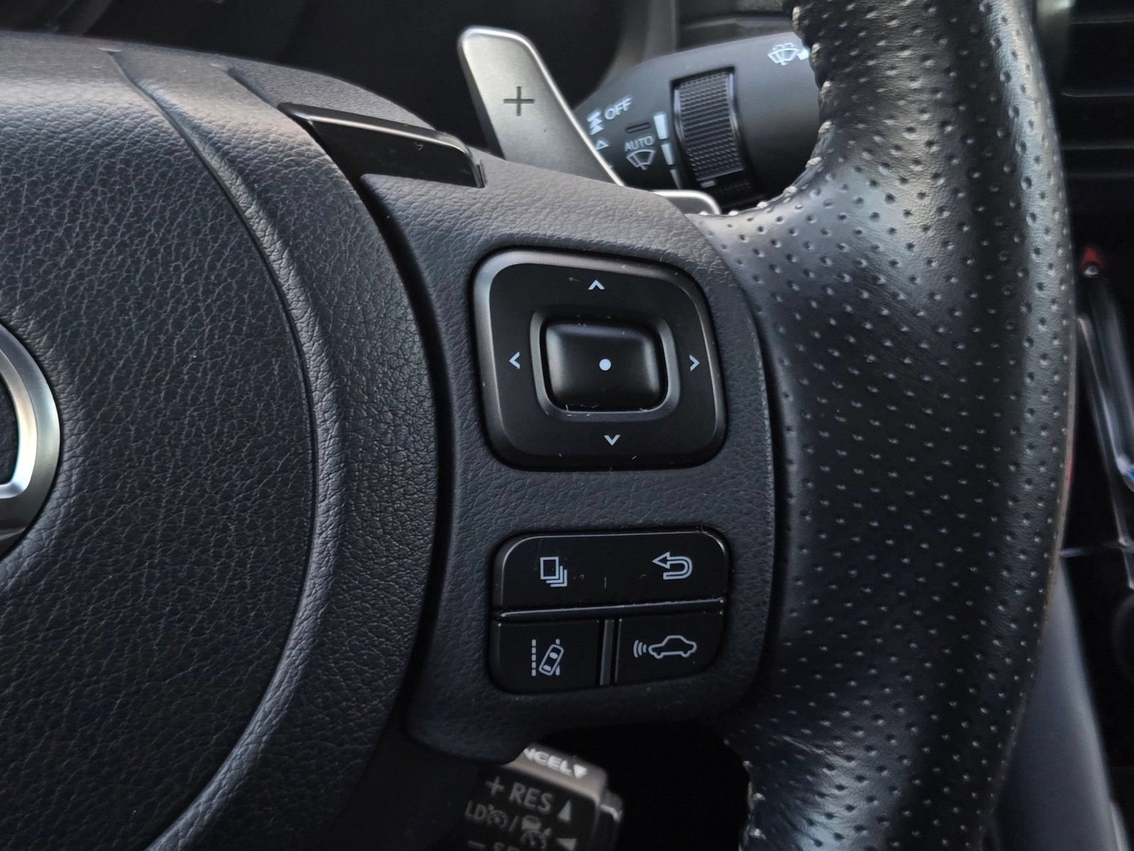 Used 2024 Lexus IS 350 F Sport w/ Accessory Package 2 RWD image 21
