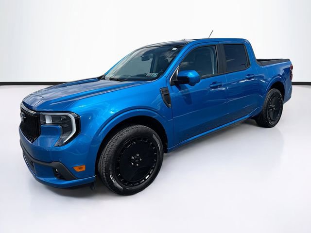 Used 2025 Ford Maverick Lobo AWD/4WD image 3