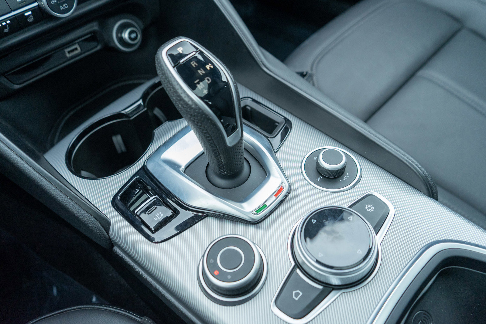 Used 2024 Alfa Romeo Giulia Ti image 20