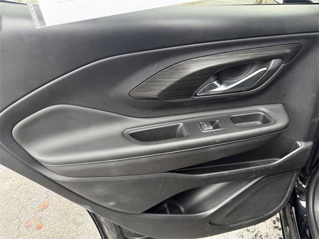 Used 2022 GMC Terrain SLE w/ Driver Convenience Package image 18