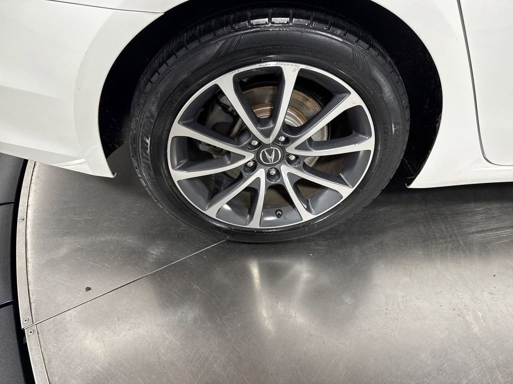 Used 2015 Acura TLX V6 image 13