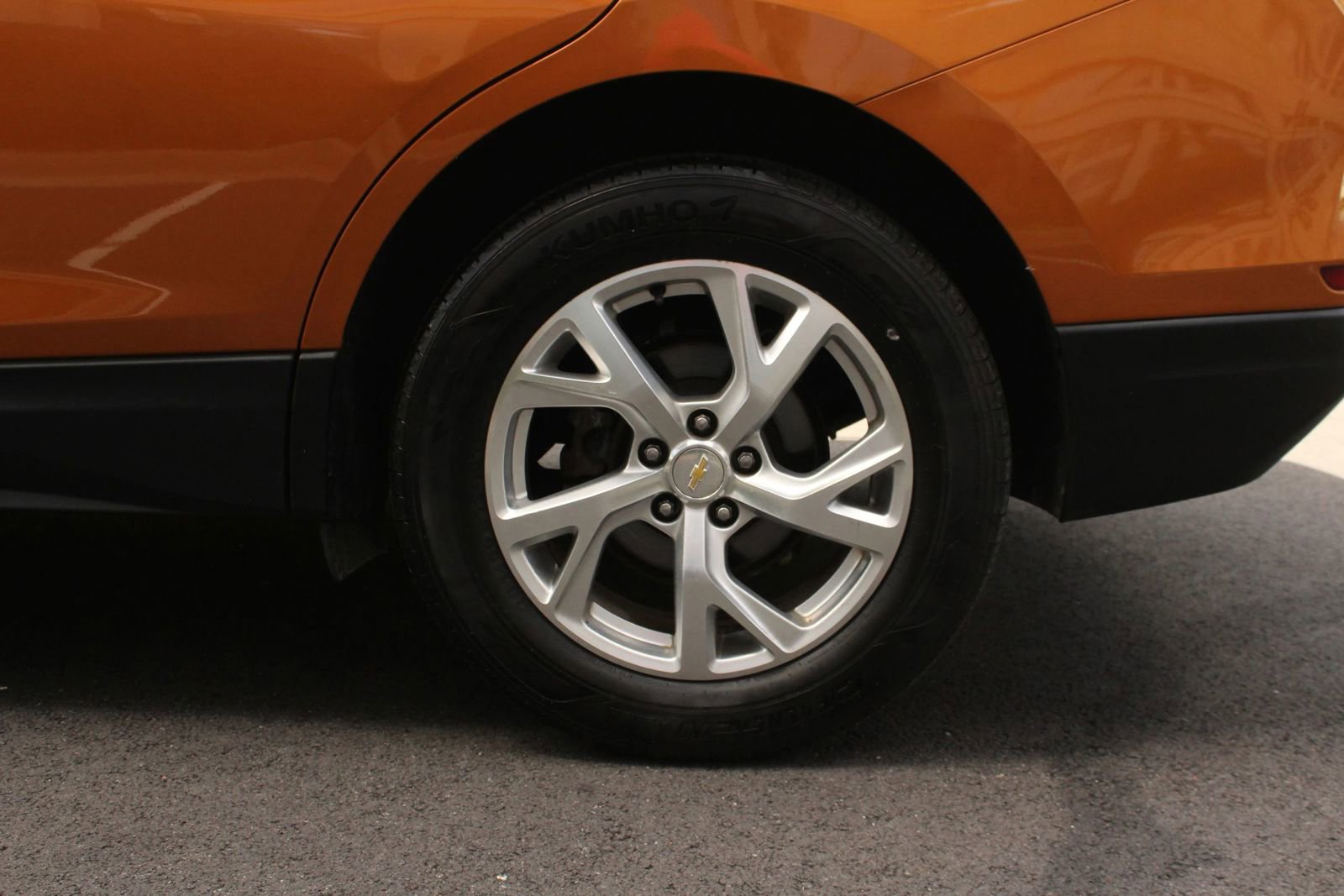 Used 2019 Chevrolet Equinox LT FWD image 10