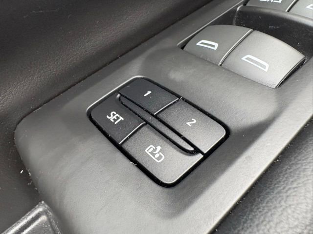 Used 2023 GMC Yukon AT4 image 28