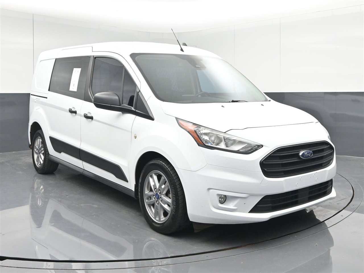 Used 2022 Ford Transit Connect XLT