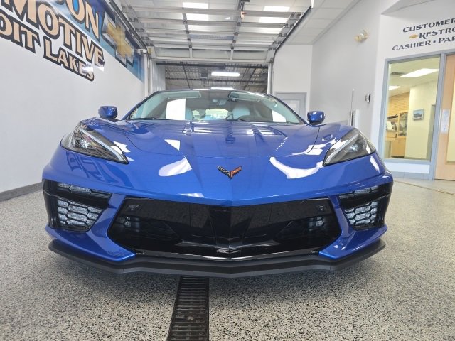 Used 2022 Chevrolet Corvette Stingray Premium Cpe w/ Z51 Performance Package image 2