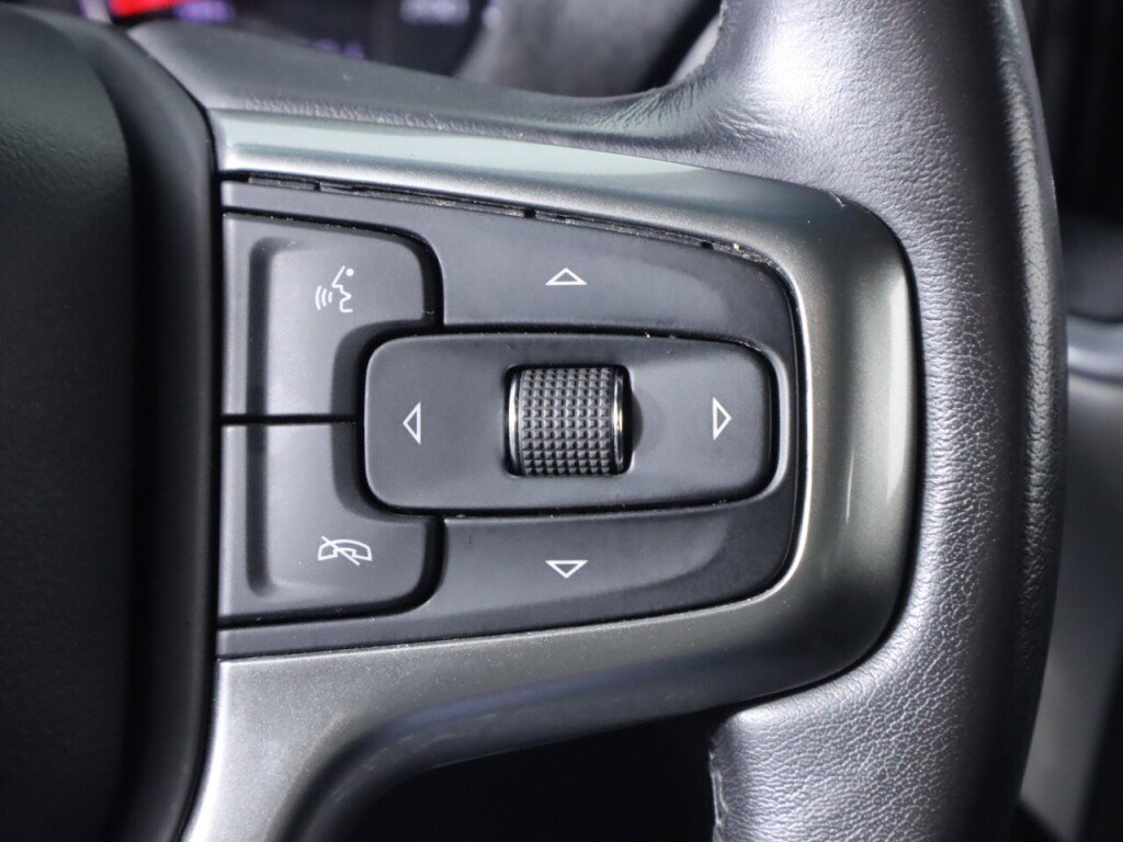 Used 2020 Chevrolet Silverado 1500 RST image 14