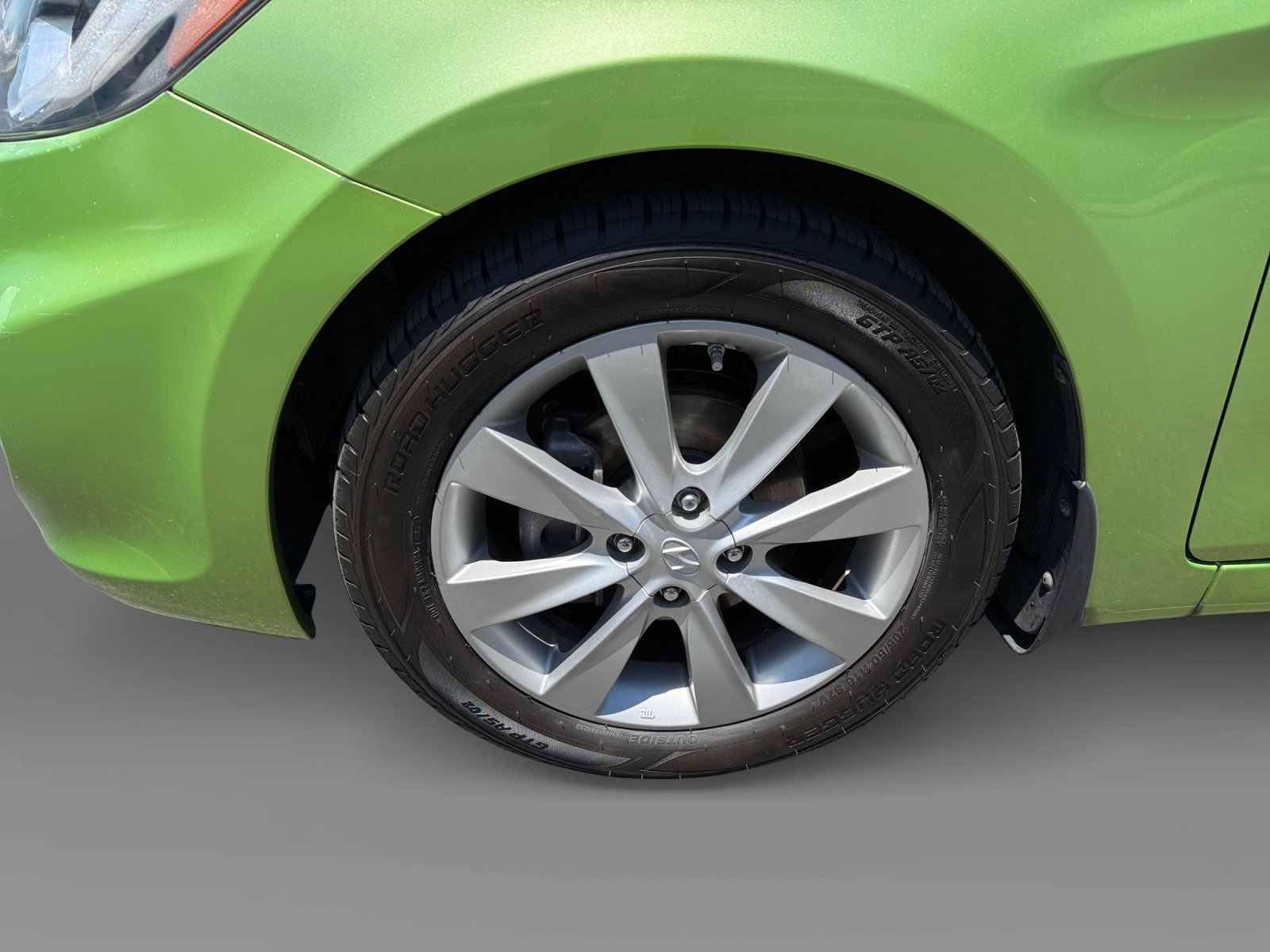 Used 2012 Hyundai Accent SE FWD image 9