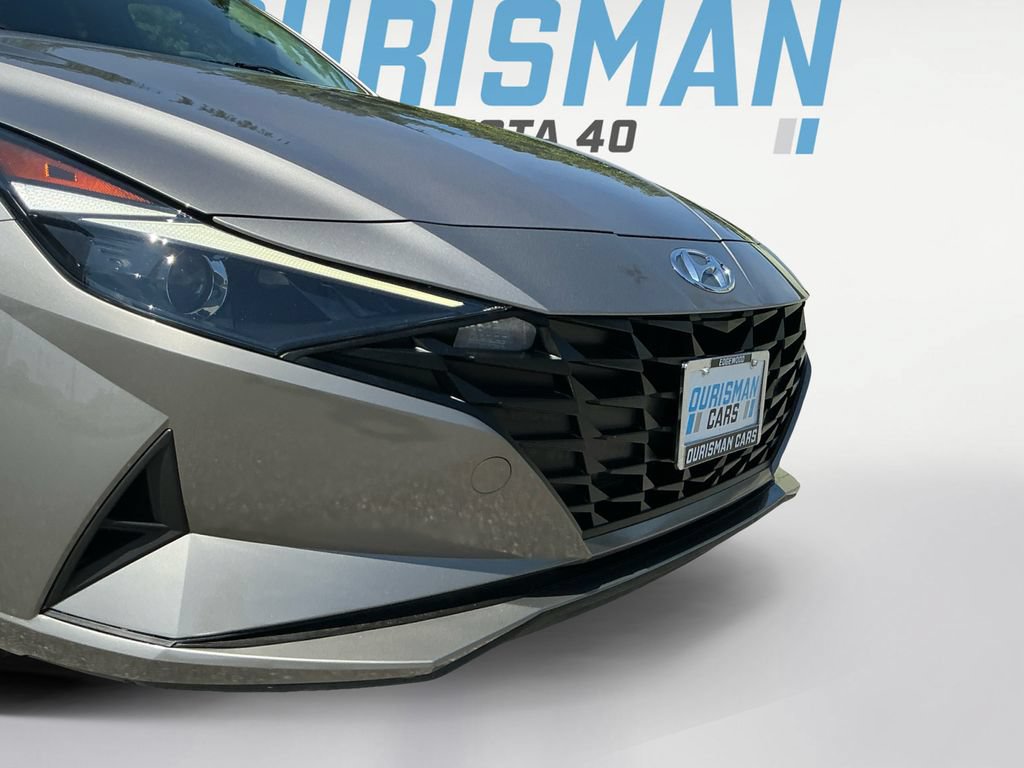 Used 2023 Hyundai Elantra SEL w/ Preferred Accessory Package FWD image 22