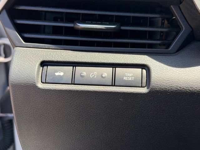 Used 2021 Nissan Altima 2.5 SR FWD image 22