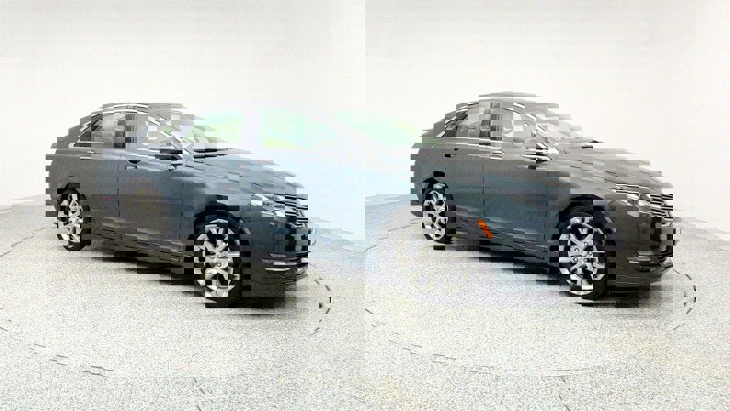 Used 2015 Lincoln MKZ AWD w/ Equipment Group 102A Reserve image 3