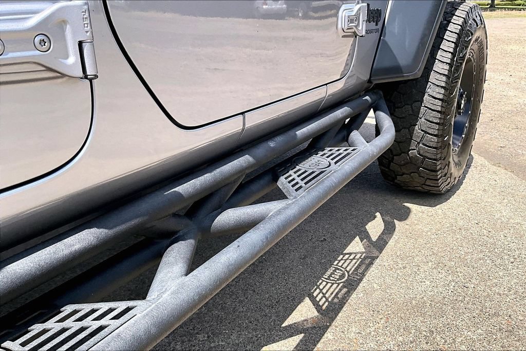 Used 2020 Jeep Gladiator Sport w/ Quick Order Package 24S AWD/4WD image 36