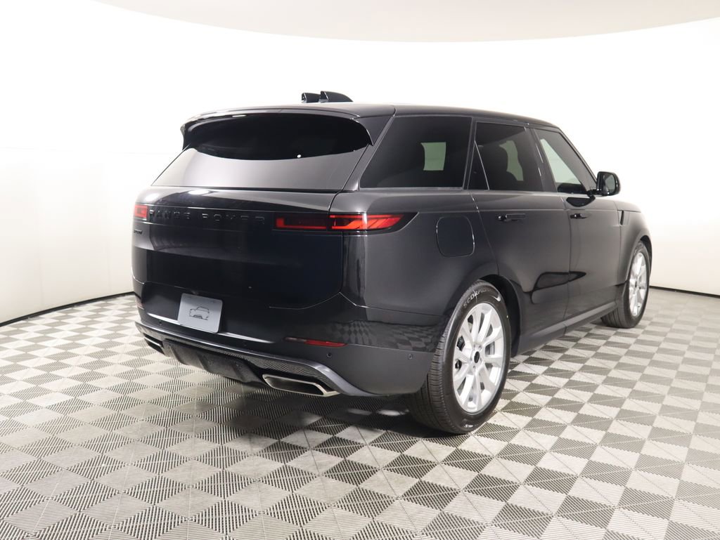 New 2026 Land Rover Range Rover Sport SE image 5