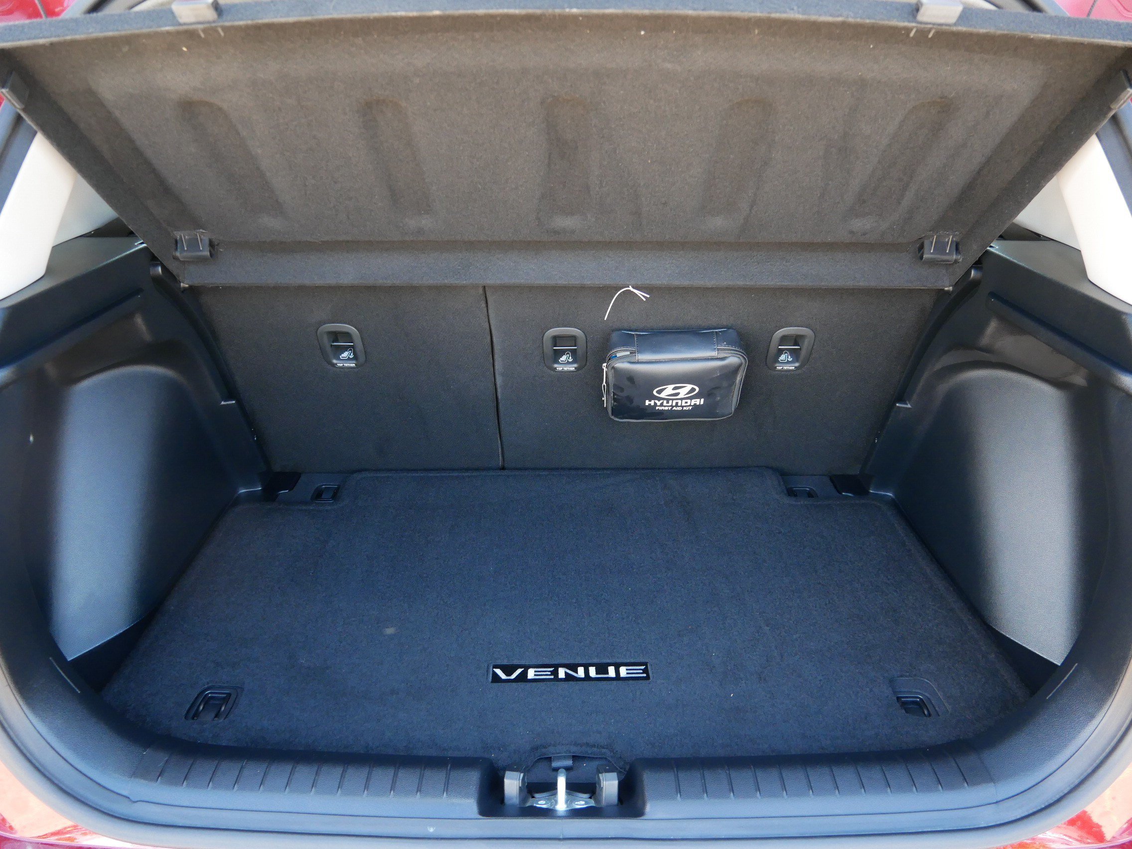 Used 2026 Hyundai Venue SEL FWD image 18