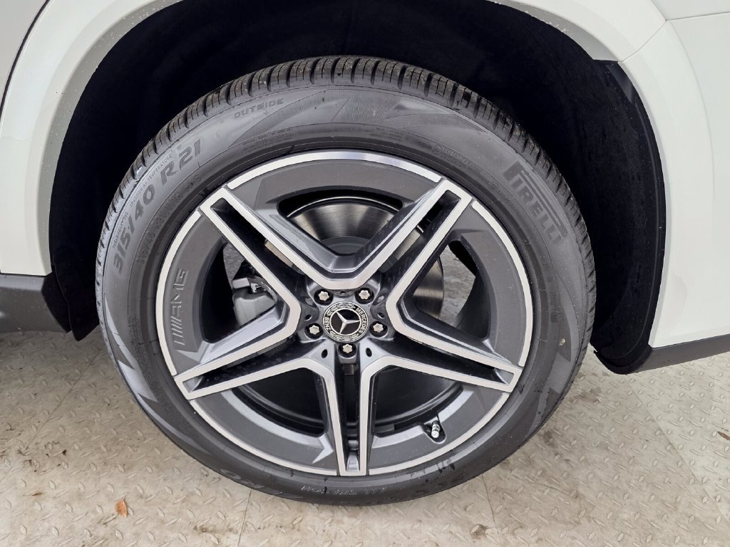 New 2027 Mercedes-Benz GLS 450 4MATIC image 13