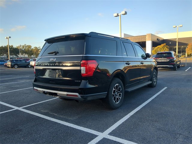 Used 2024 Ford Expedition Max XLT image 5