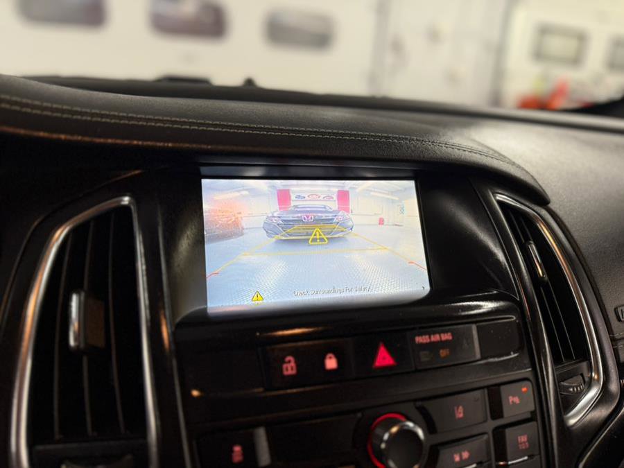 Used 2016 Buick Cascada Premium image 22