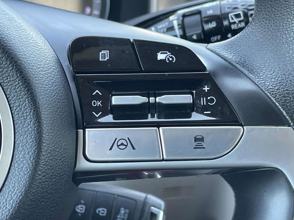 Certified 2023 Hyundai Tucson SE FWD image 22