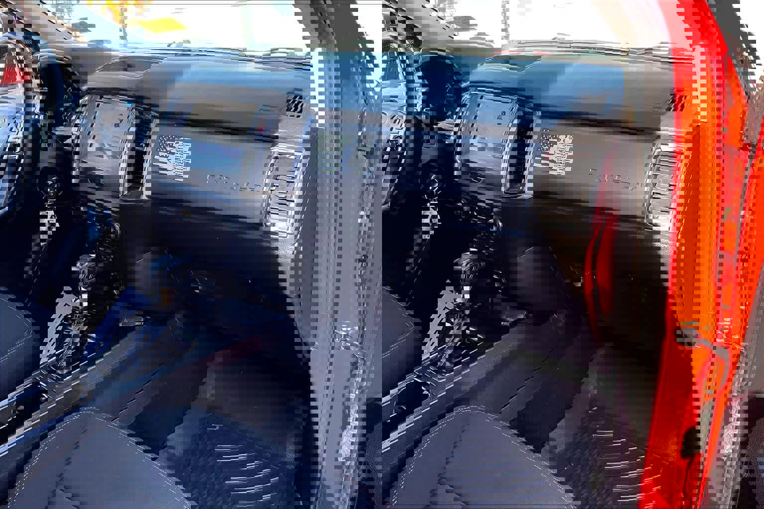 Used 2021 Ford Ranger XLT w/ Equipment Group 301A Mid image 17