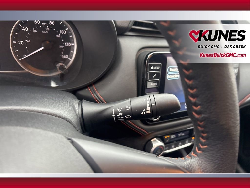 Used 2024 Nissan Versa SR image 12