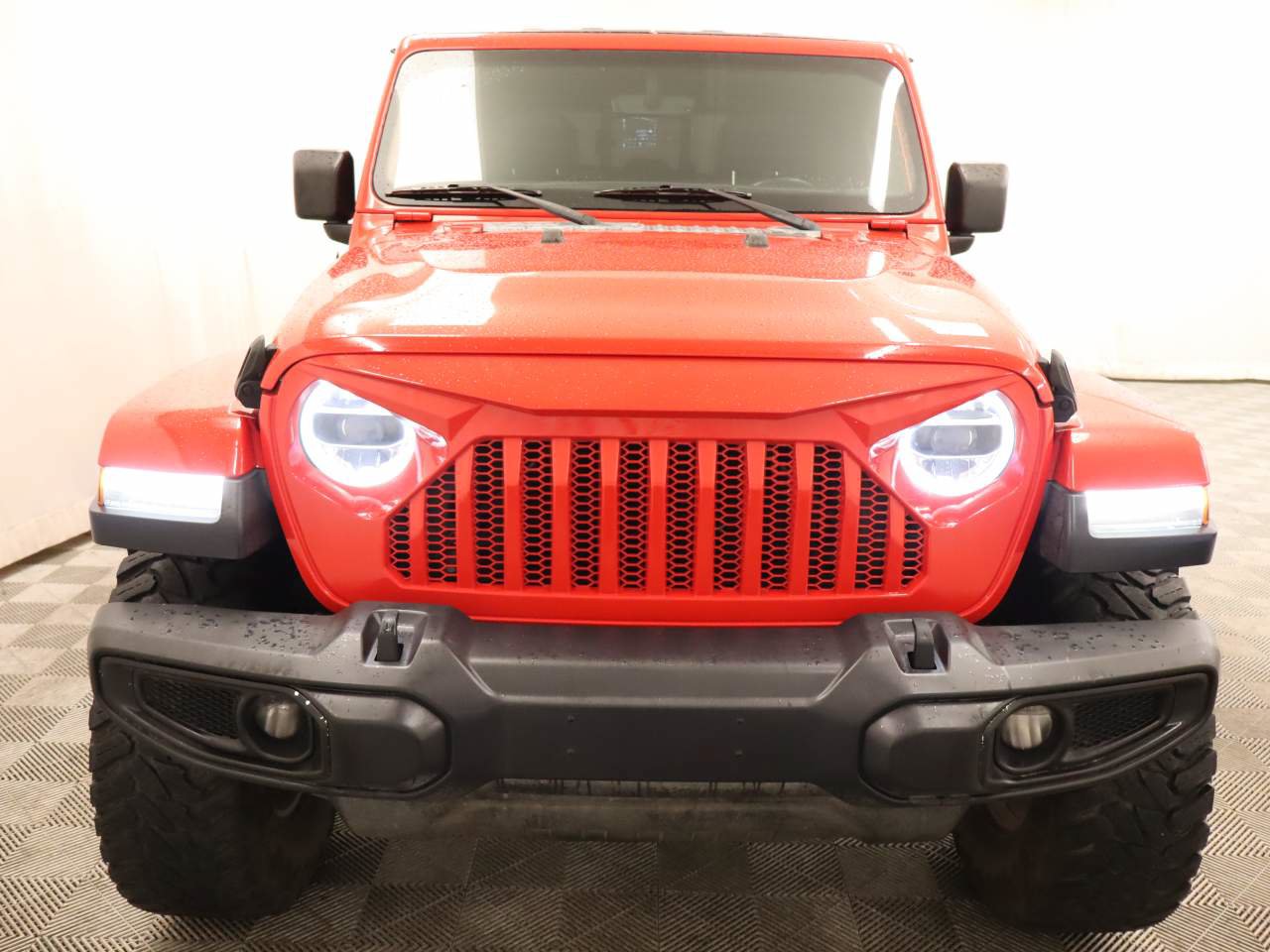 Used 2020 Jeep Gladiator Overland AWD/4WD image 4