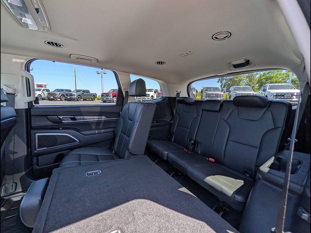 Used 2024 Kia Telluride EX AWD/4WD image 36