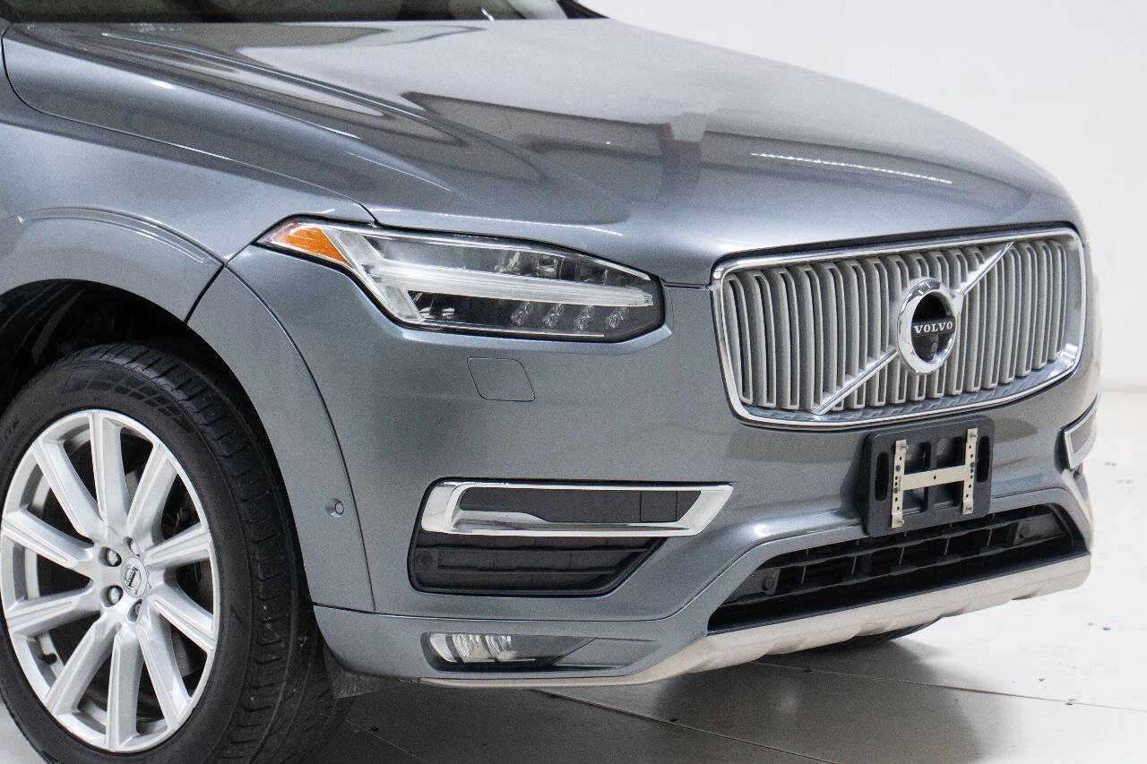 Used 2016 Volvo XC90 T6 Inscription w/ Vision Package AWD/4WD image 11