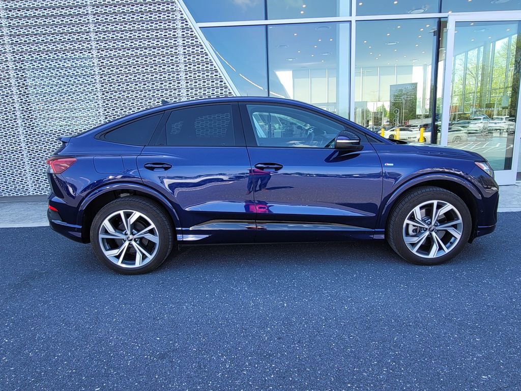 Certified 2023 Audi Q4 e-tron Premium Plus w/ Premium Plus AWD/4WD image 3