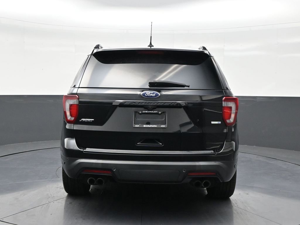 Used 2018 Ford Explorer Sport w/ Equipment Group 401A image 4