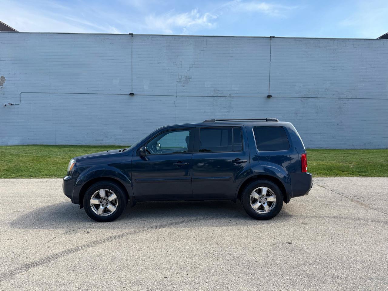 Used 2011 Honda Pilot EX-L image 4