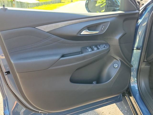 New 2026 Buick Envista Sport Touring w/ Convenience I Package FWD image 15