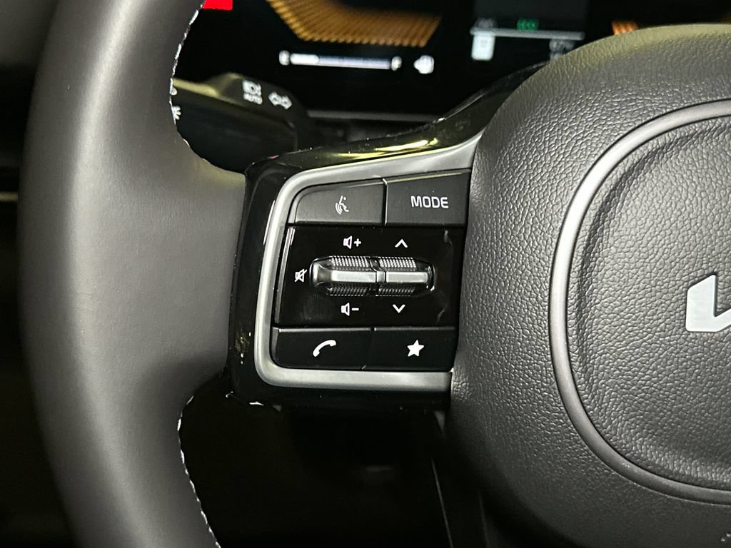 New 2026 Kia Carnival EX FWD image 20