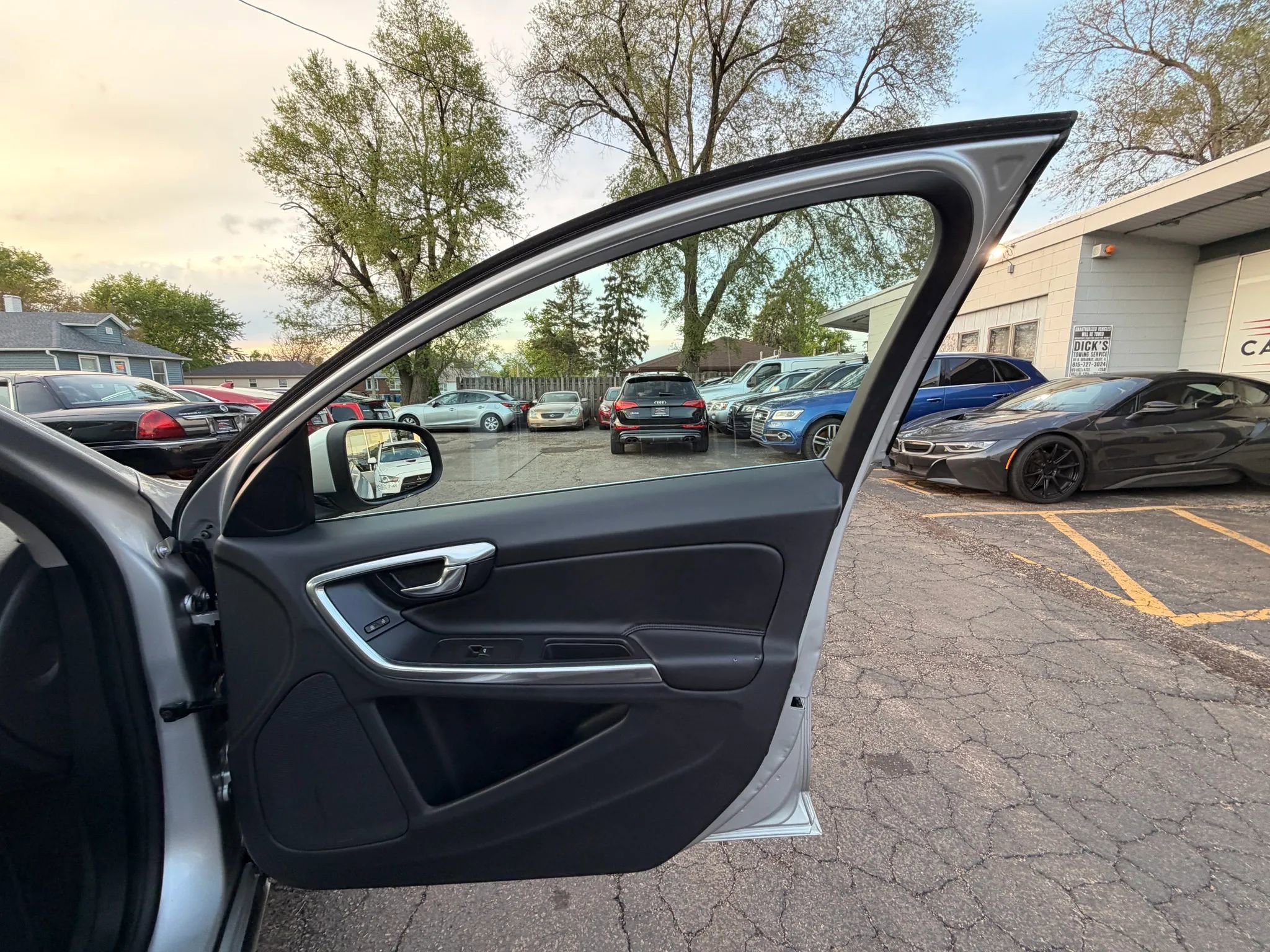 Used 2015 Volvo V60 T5 Platinum AWD/4WD image 22