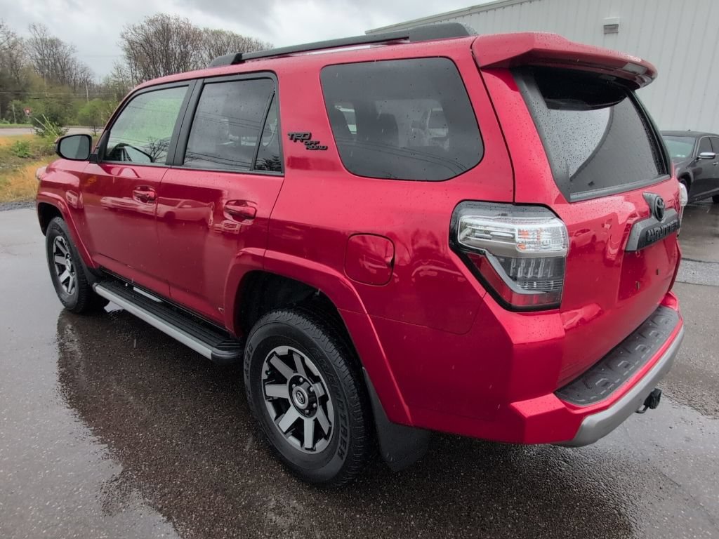 Certified 2023 Toyota 4Runner TRD Off-Road AWD/4WD image 4