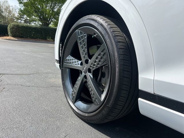 Used 2022 Genesis GV70 2.5T w/ Sport Prestige Package image 11