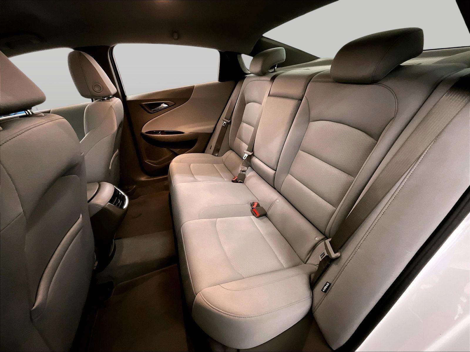 Used 2022 Chevrolet Malibu LT image 25