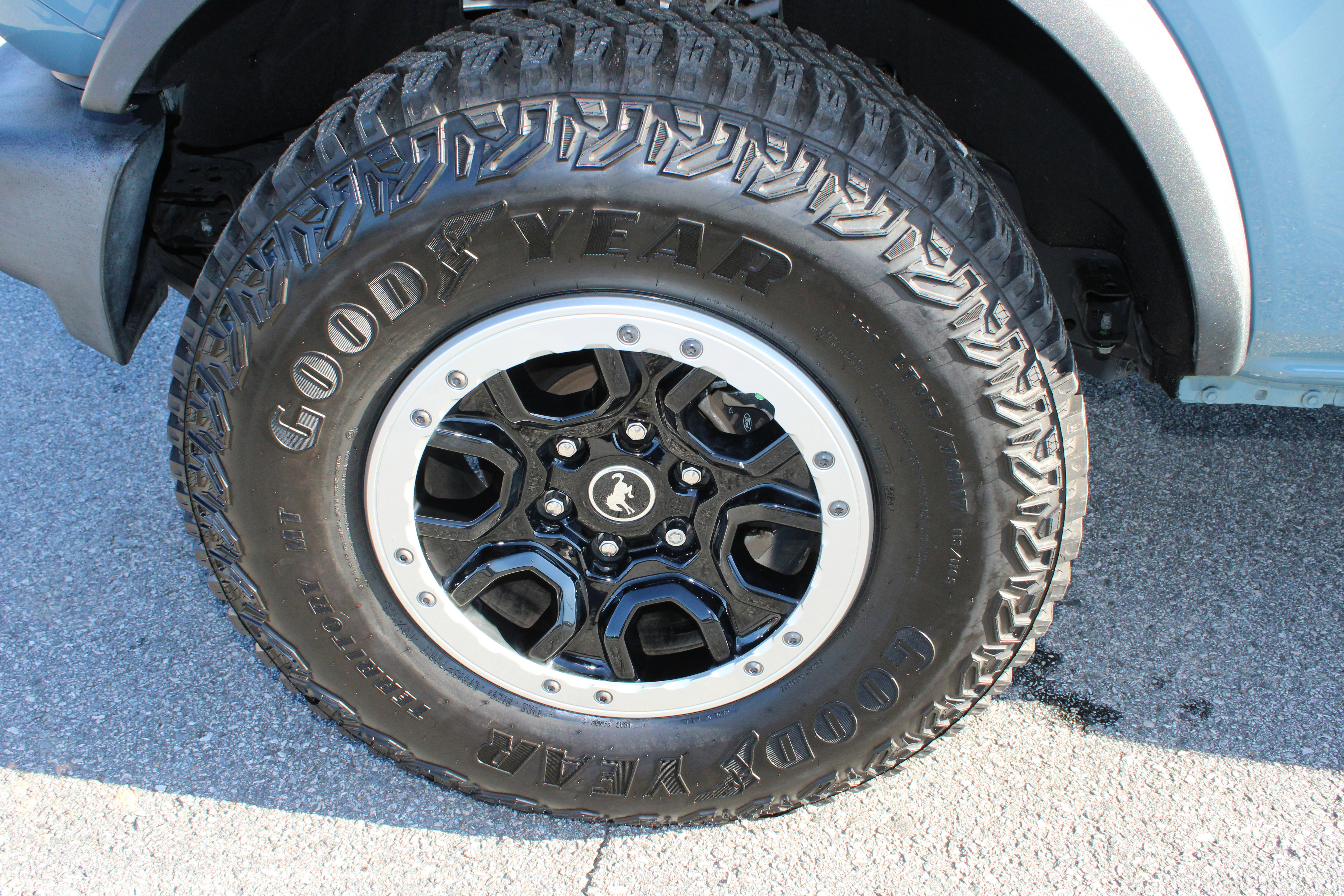 Used 2022 Ford Bronco Big Bend w/ Sasquatch Package image 11