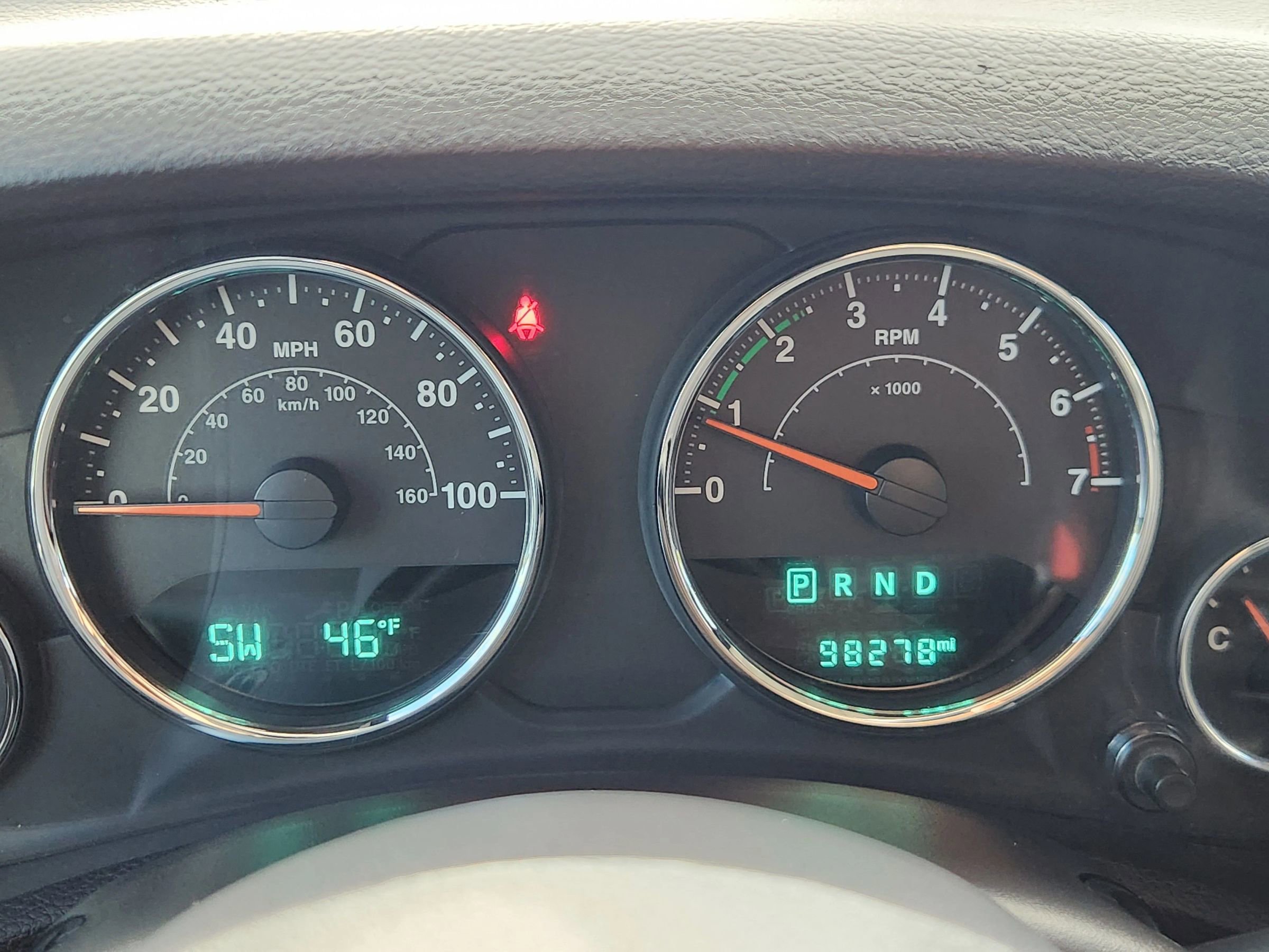 Used 2018 Jeep Wrangler Unlimited Sahara image 25