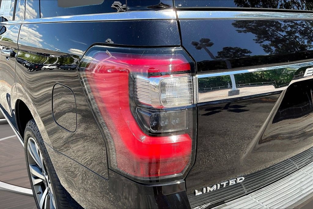 Used 2021 Ford Expedition Limited RWD image 25
