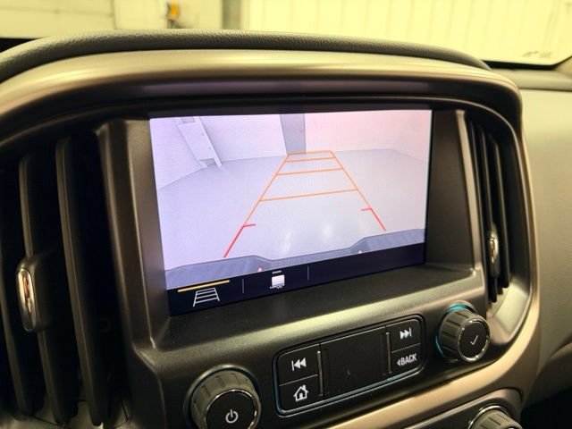 Certified 2022 Chevrolet Colorado Z71 w/ Safety Package AWD/4WD image 12