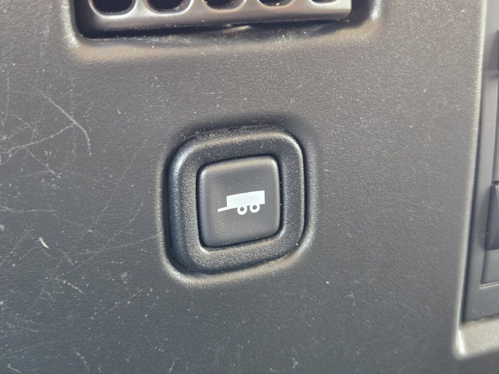 Used 2021 Chevrolet Express 2500 w/ Driver Convenience Package RWD image 22
