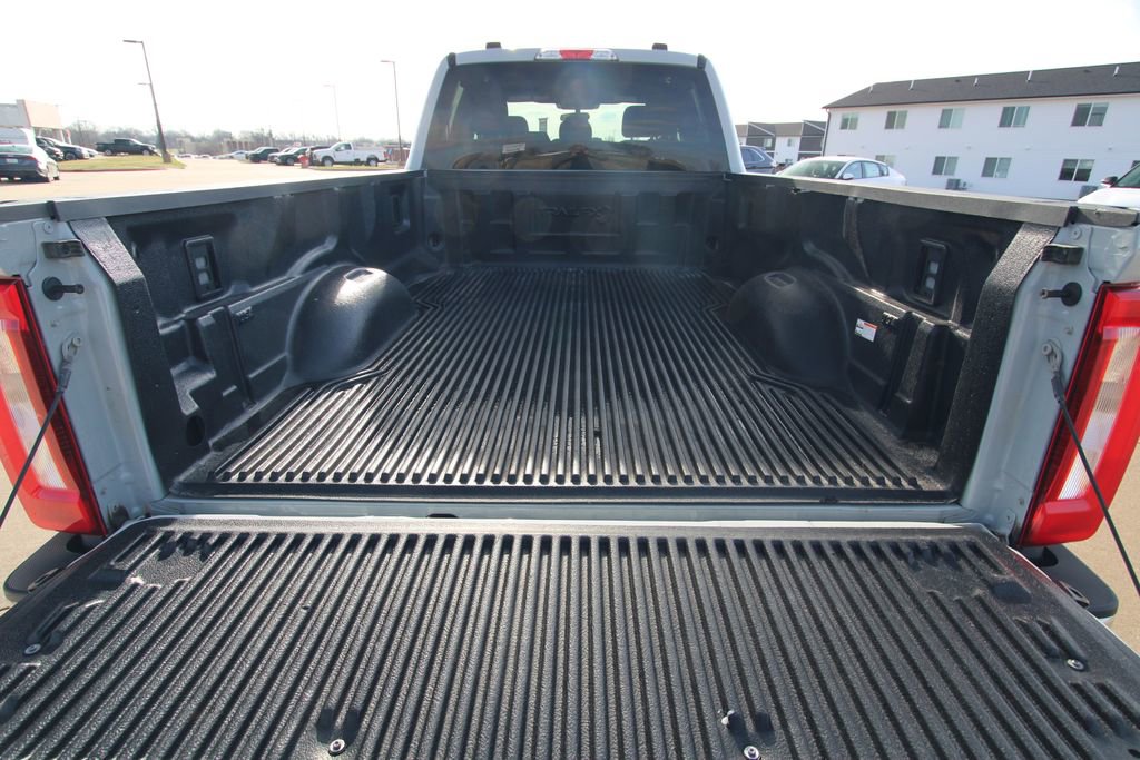 Used 2025 Ford F250 XLT image 11