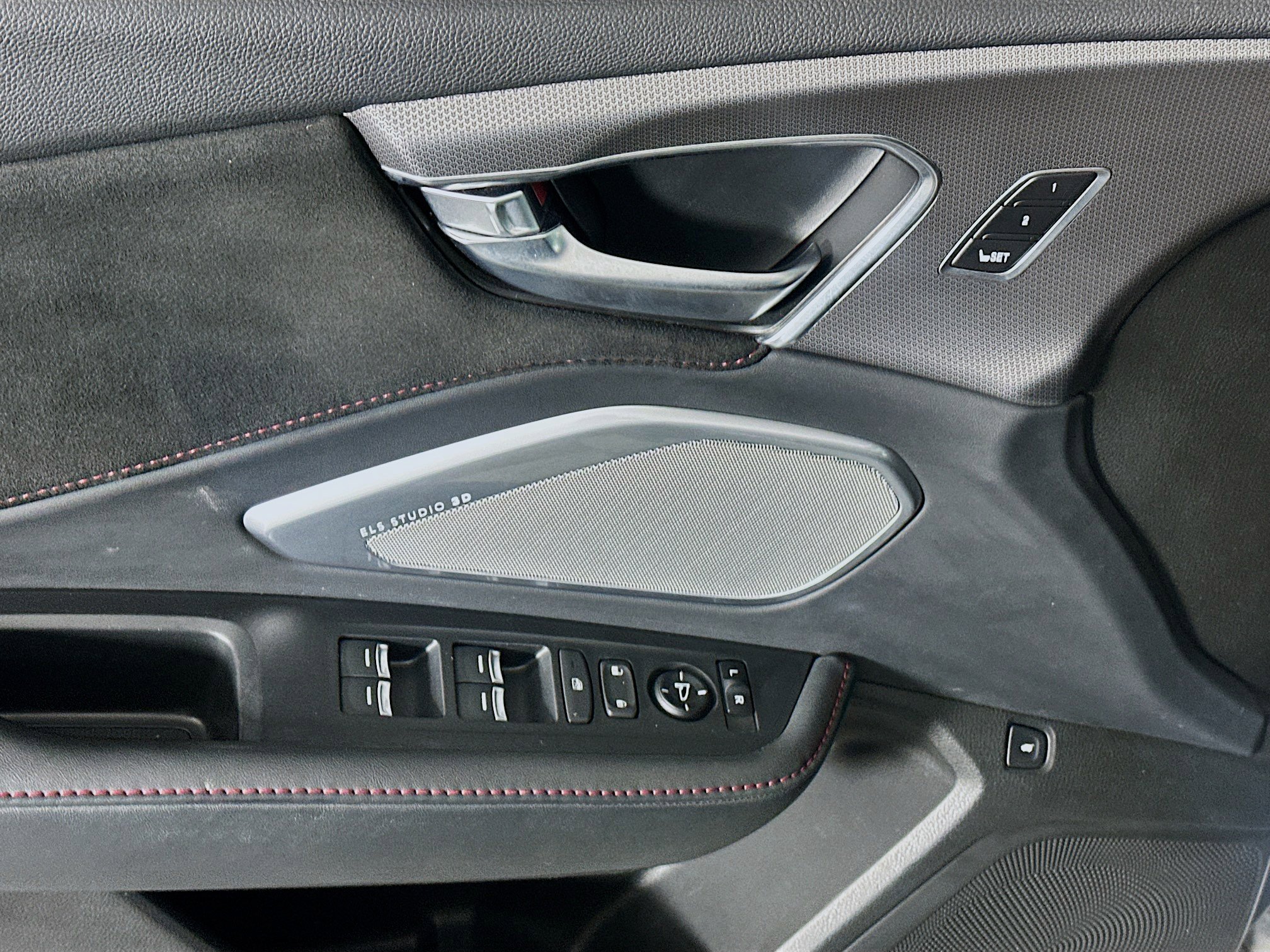 Used 2022 Acura RDX A-Spec image 15