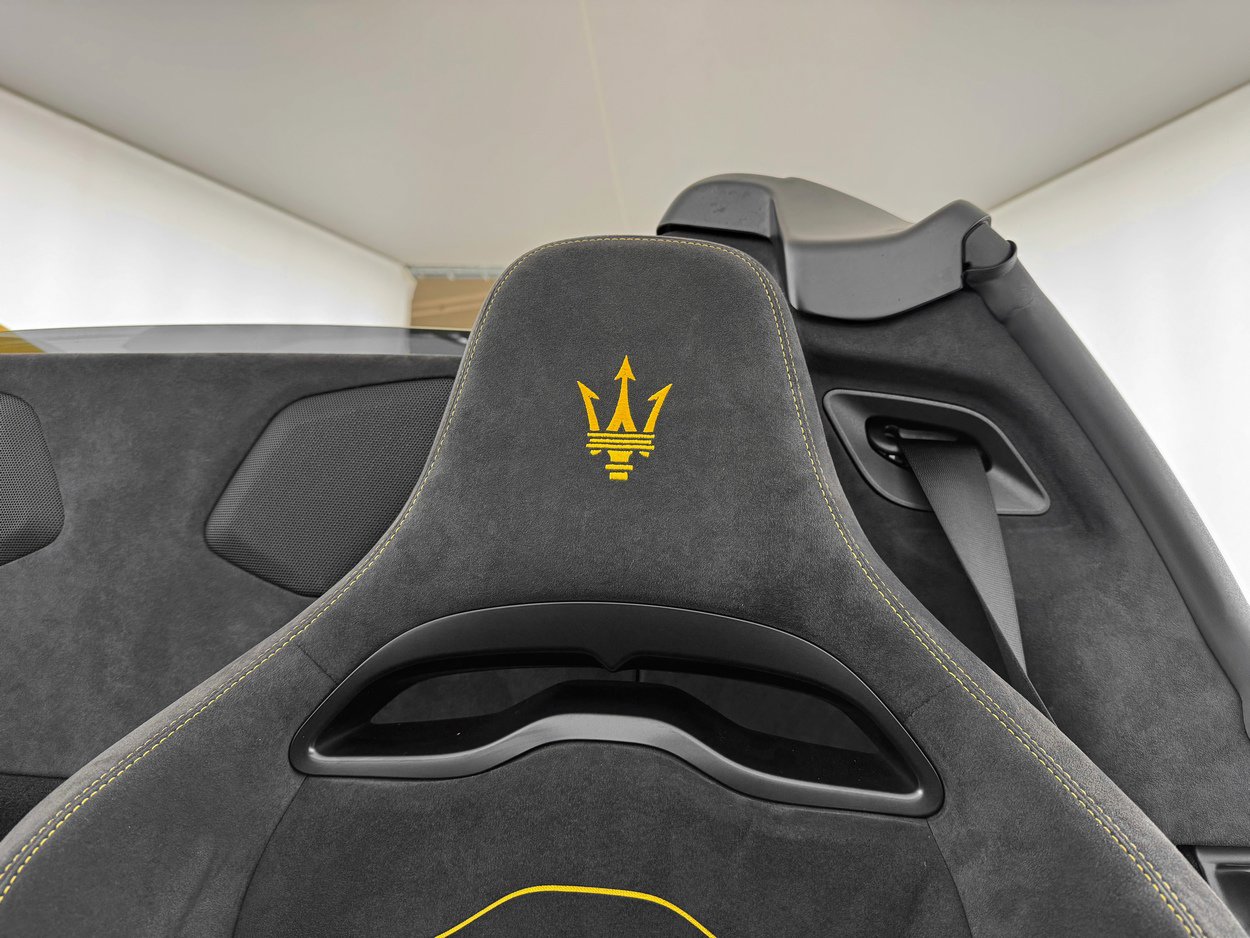 Used 2023 Maserati MC20 Spyder image 29