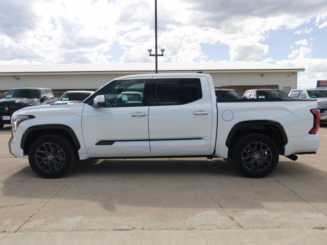Used 2023 Toyota Tundra Platinum AWD/4WD image 3