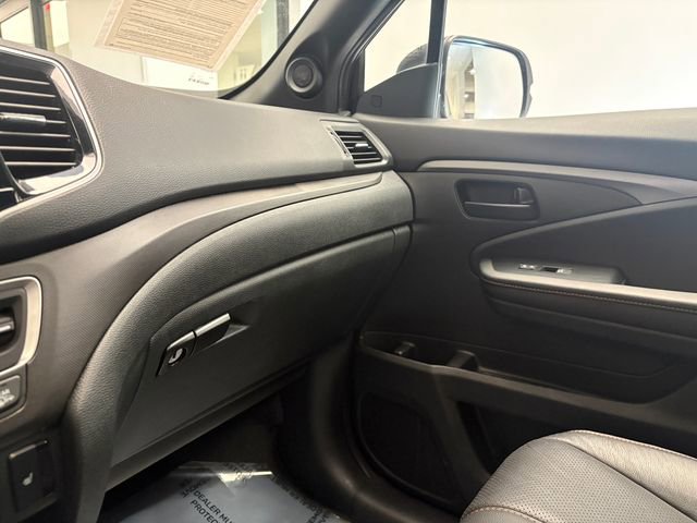 Used 2023 Honda Passport TrailSport image 22
